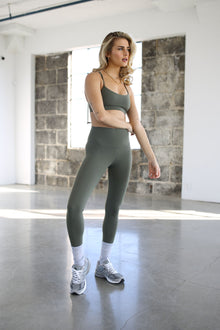  7/8 High-Rise Core Legging - Military Green