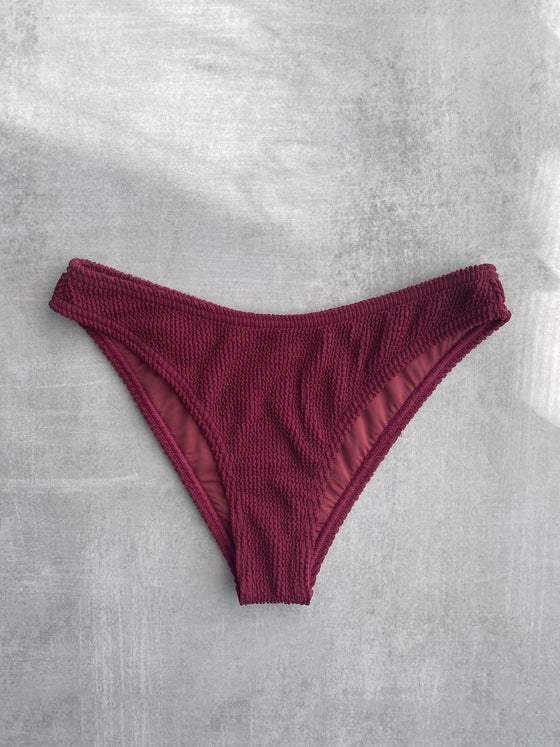Piper II Moderate Coverage Crinkle Bottom - Sangria
